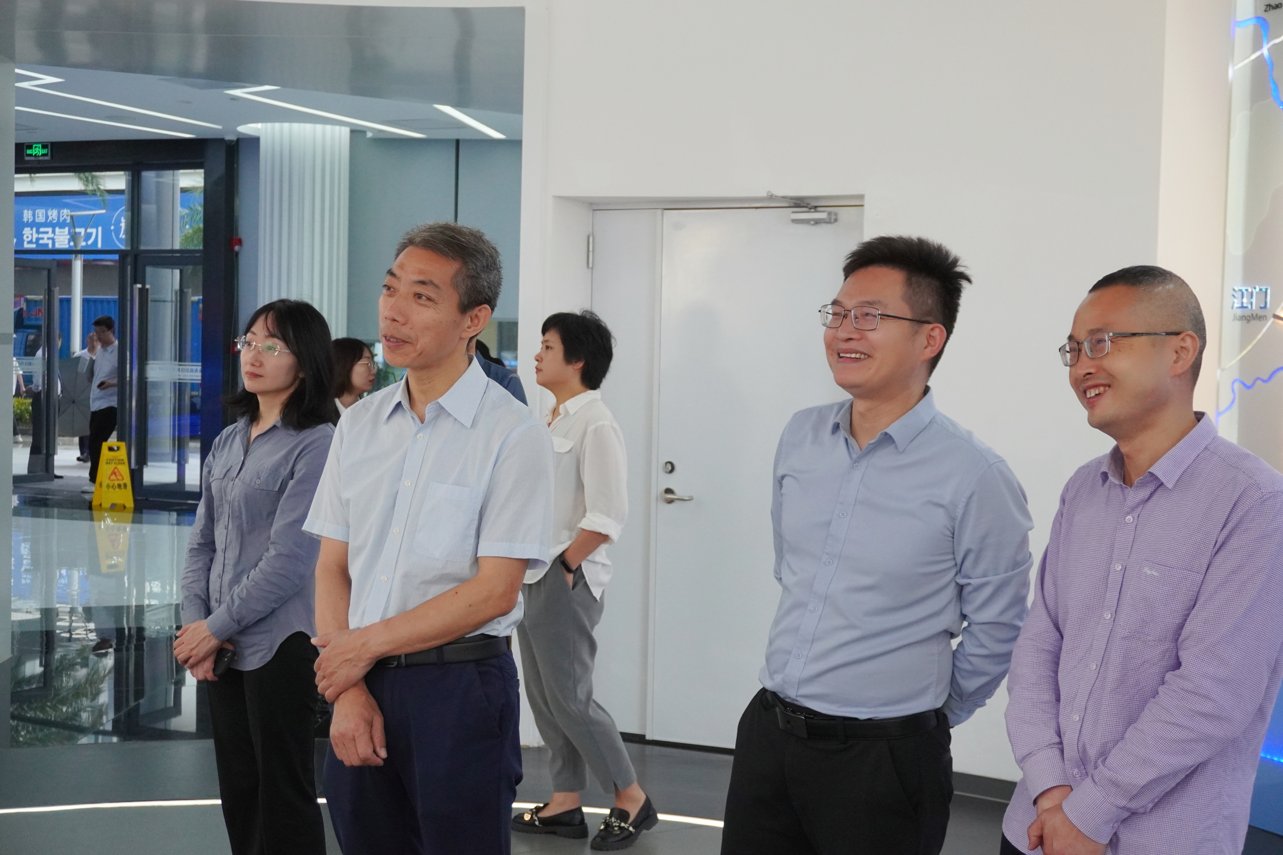 图片4.jpg 图片4.jpg